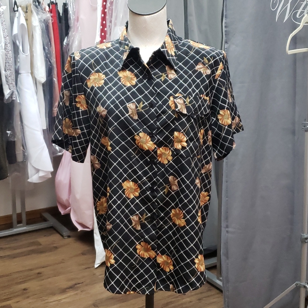 VINTAGE Truffles Women's Button Up Small